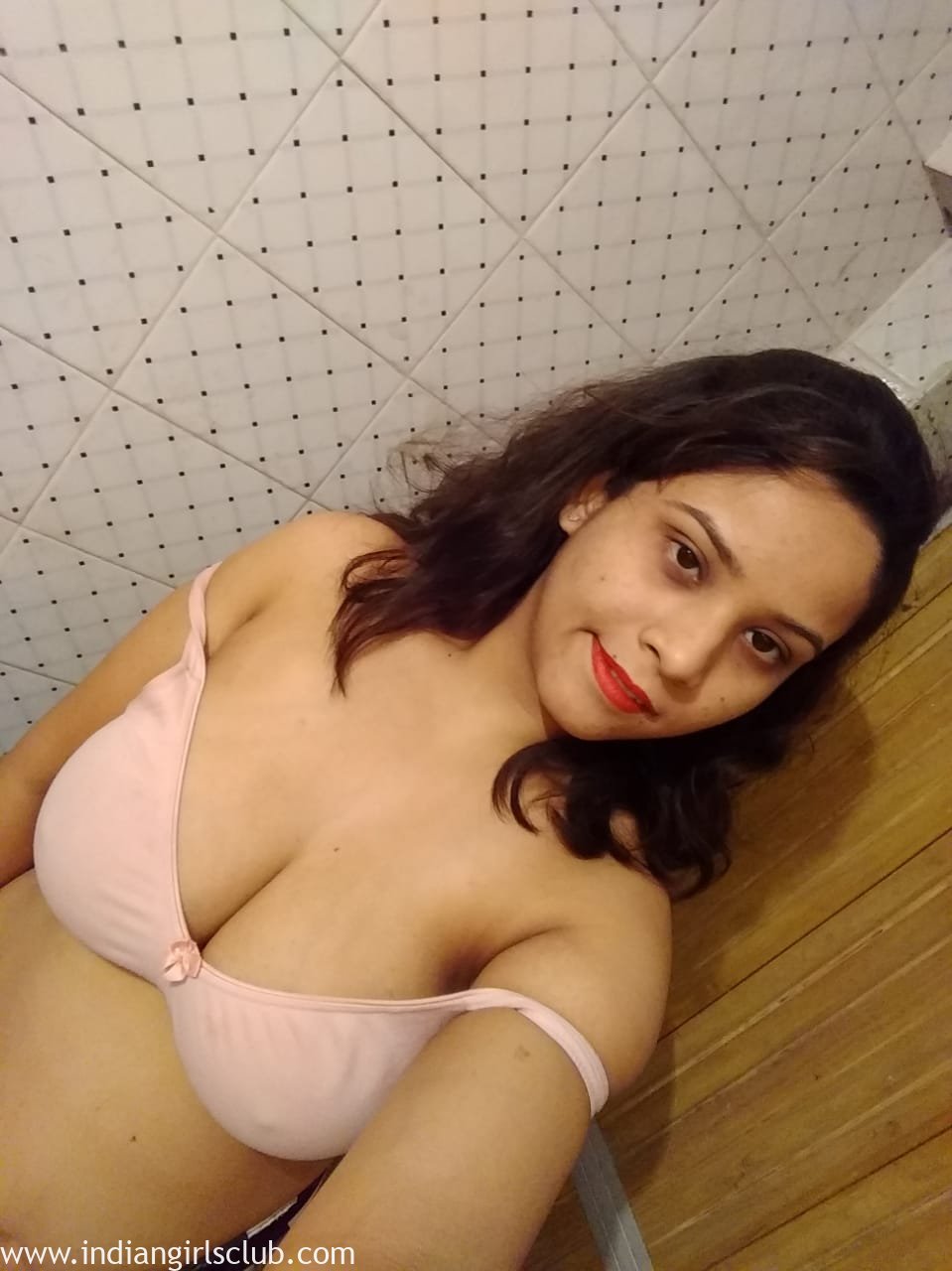 Nude indian shows