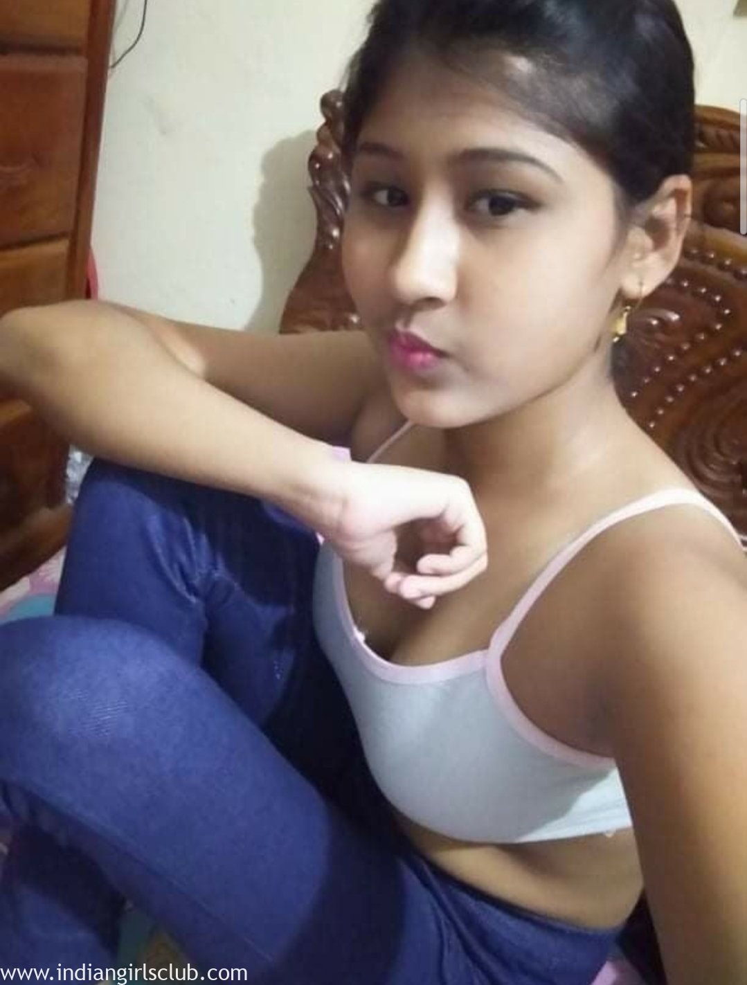 18-years-old-juicy-indian-school-teen-8 - Indian Girls Club - Nude Indian  Girls & Hot Sexy Indian Babes