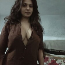 Horny Desi Big Boobs Housewife Nude