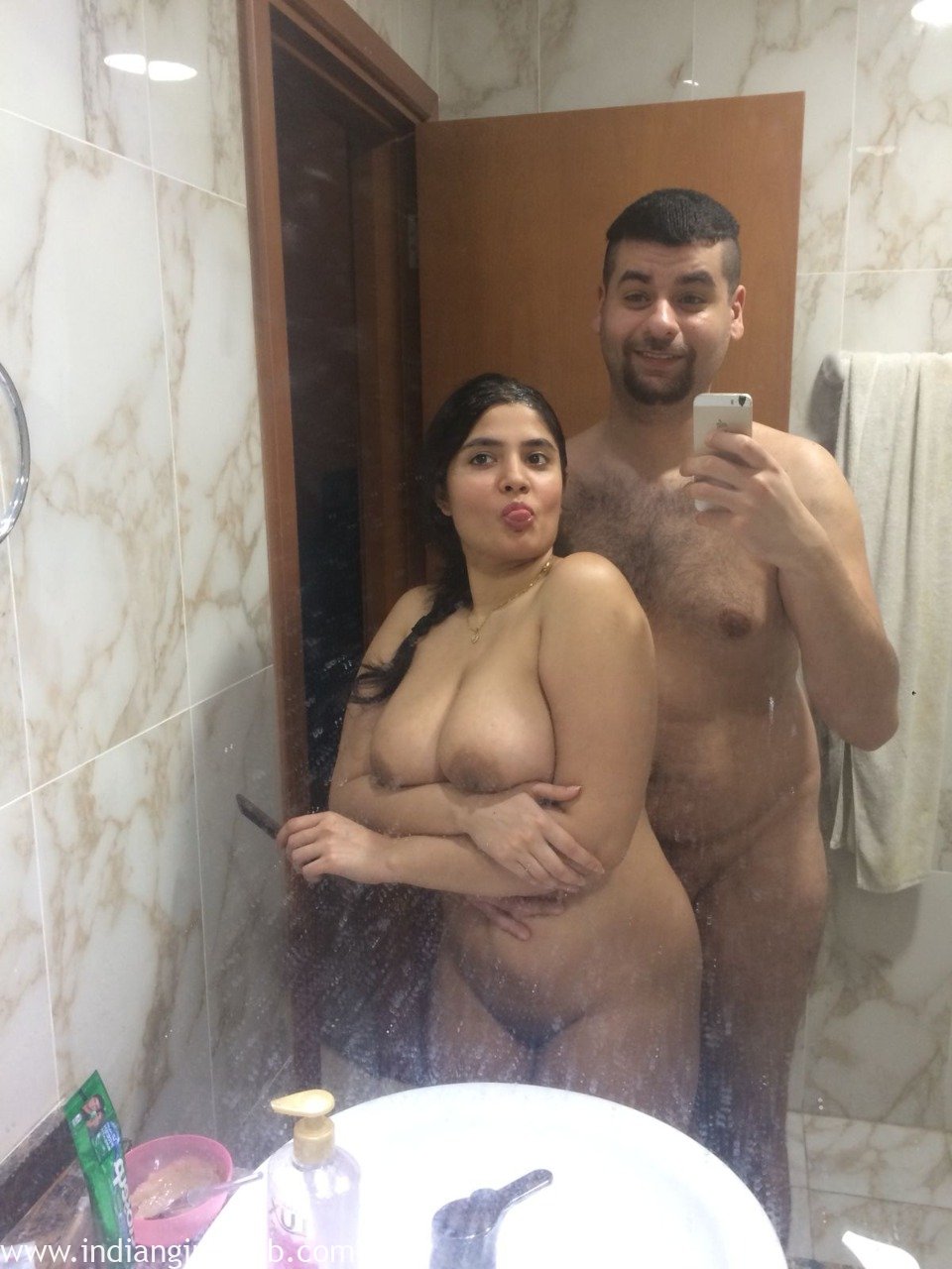 Pakistani Batroom Sax Vidos - Pakistani Couple Sex Horny Housewife Mehak In Bathroom - Indian Girls Club