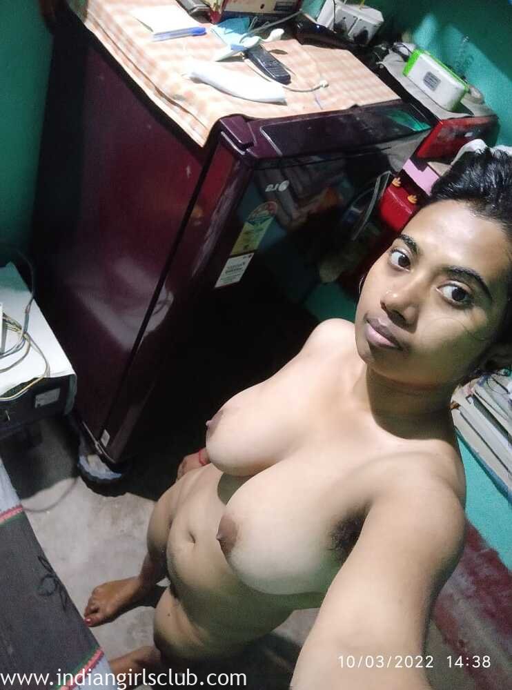 Daily College Tits - Big Tits Indian Tamil College Girl Nude MMS - Indian Girls Club