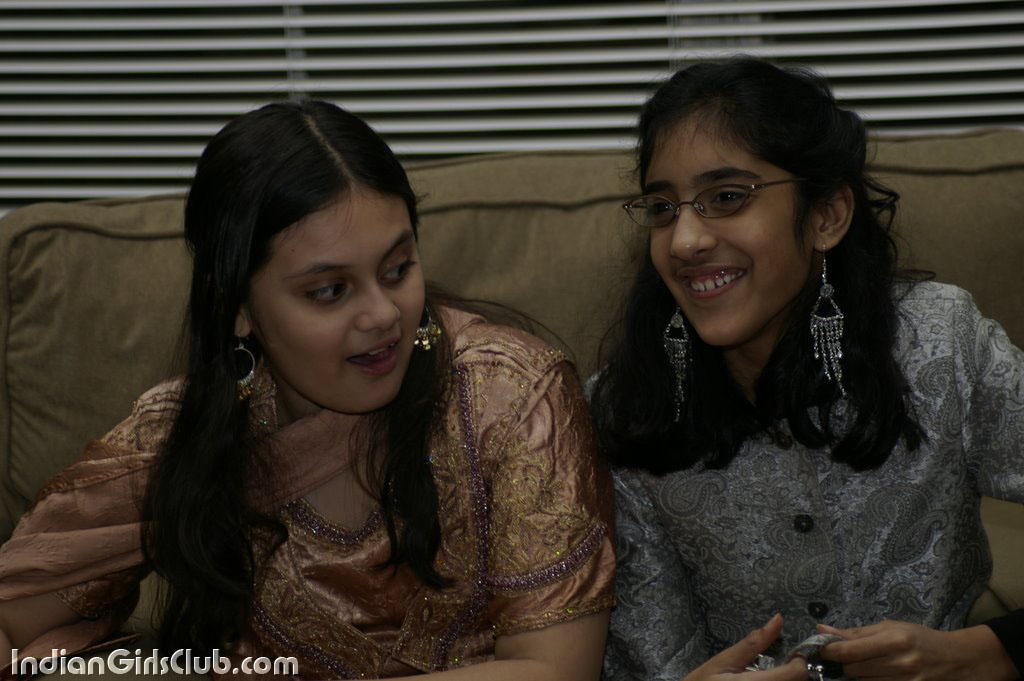 karachi-school-girls-pics