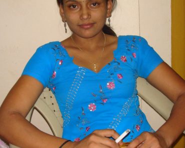 indian college girls real life pics