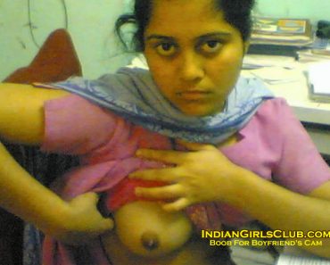 boobs show indian office girl