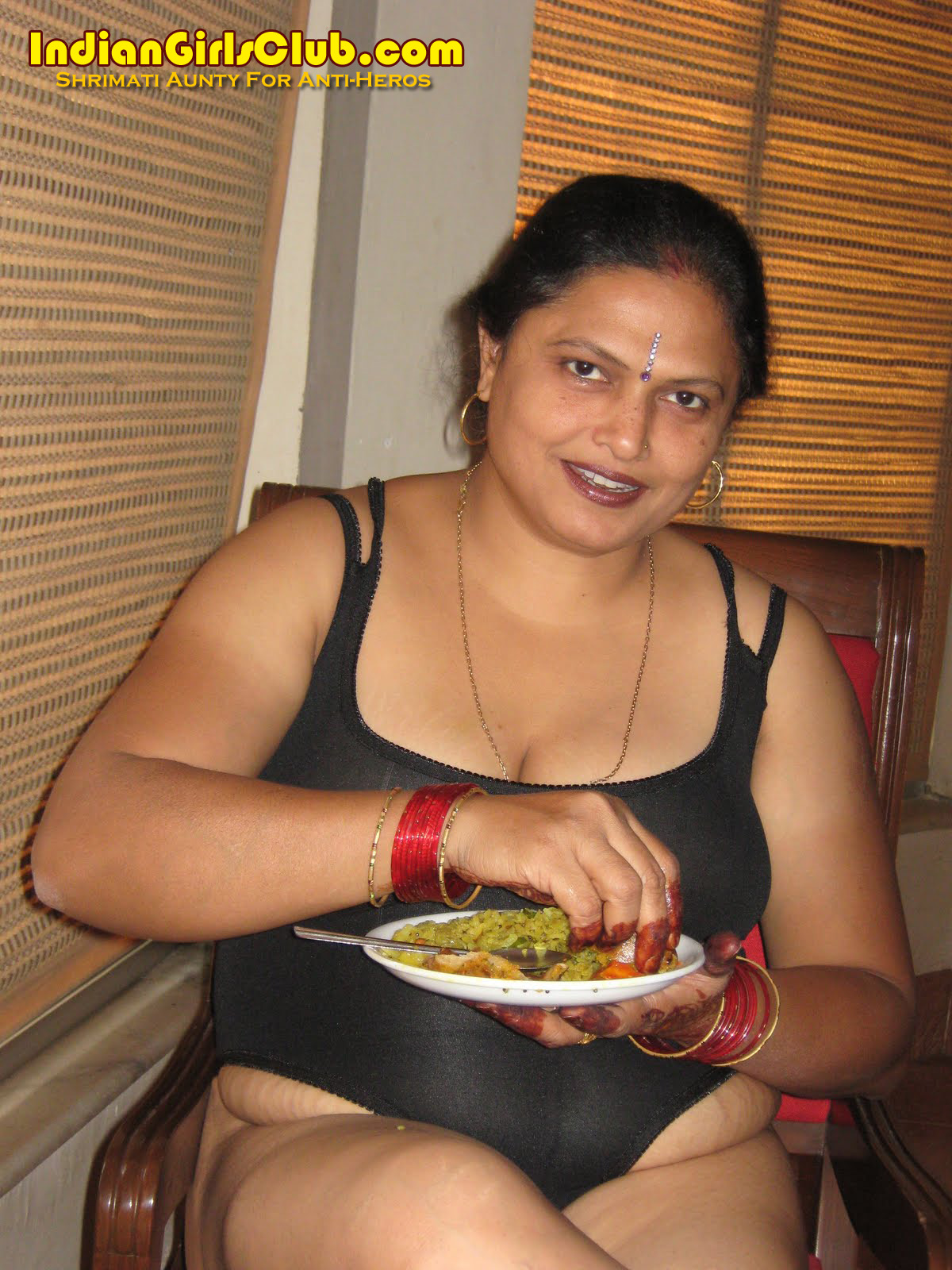 Shrimati aunty nude