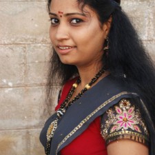 unmarried half saree girl 1