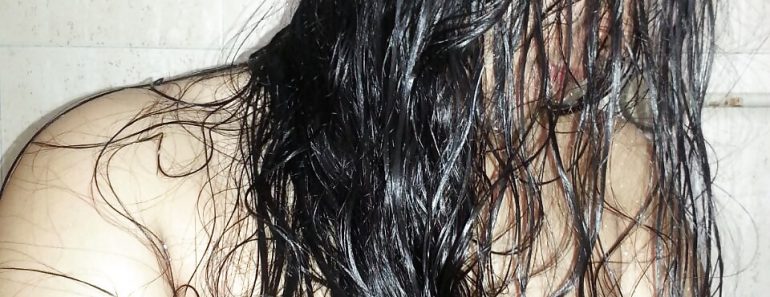 Indian Girl Meenal Hot Shower