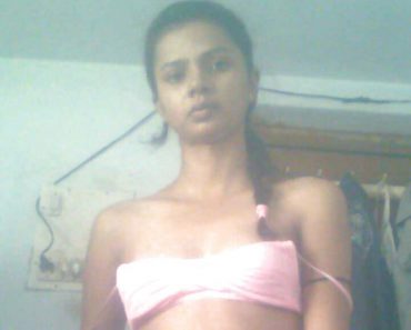 Juicy Indian Teen Babe Prabha Nude