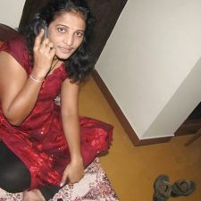 Sexy Indian Desi Bhabhi Nangi XXX Photos 5