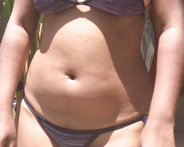 Hot Indian Aunty Nude Bikini Photos 1