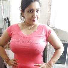 Sexy Indian Aunty Red Lingerie Nude XXX Photos 1