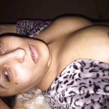 Horny Indian Aunty Nude Changing Bra 1