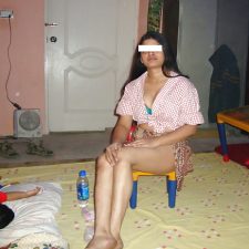 Sarita Sexy Indian Aunty Full Nude Photos 2