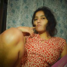 Horny Indian Bhabhi Raveena Sex Photos