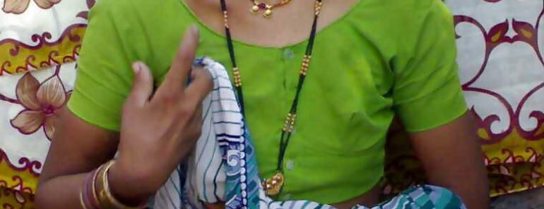 Indian Aunty Outdoor Nude Photos