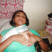 Nude Indian College Girl Juicy Tits Exposed
