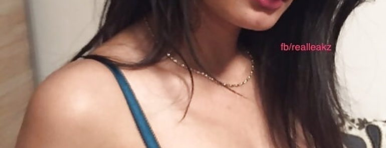 Pakistani College Girl Zarmina Nude Filmed By Boyfriend
