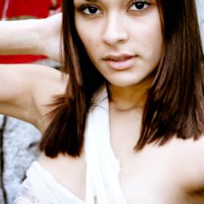Indian XXX Model Jassi Stripping Naked Outdoor Porn Photos