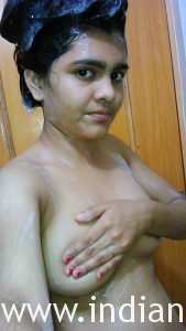 Exotic Indian Teen Filmed Herself Naked Taking Shower