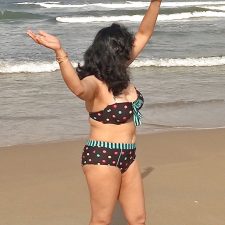 Mature Indian MILF Bhabhi Walking Naked At Beach