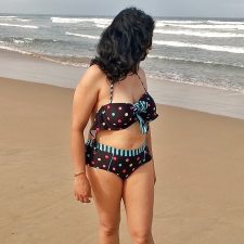 Mature Indian MILF Bhabhi Walking Naked At Beach
