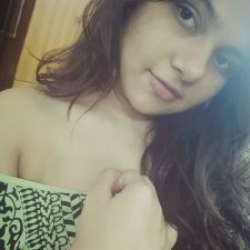 Indian Sex Chat With Beautiful Hot Babe Sitting Naked