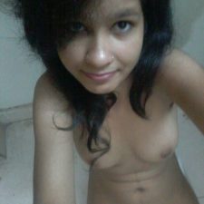 Seductive Indian College Girl Nude Selfie Porn