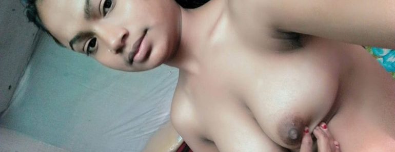 Indian Sex Sagar Girl Nandini Pressing Big Juicy Boobs