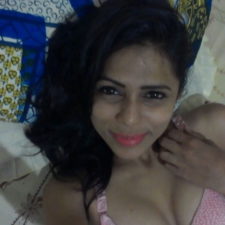 Horny Big Boobs Indian Bhabhi Taking Nude Pics