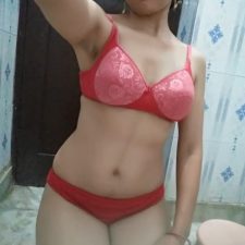 Hot Erotic Sexy Indian Aunty In Bathroom Naked