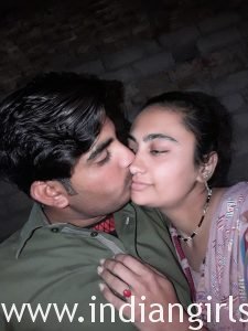 Newly Married Indian Muslim Couple Honeymoon Sex