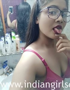 Bengali Daffodil University Big Boob Srabontee Nude Selfie
