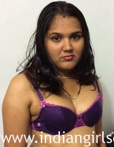 Gujju Bhabhi Nirmala Stripping Saree Having Rough Sex