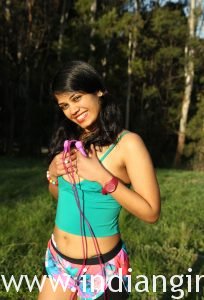 Outdoor Indian Porn Sexy Young Tamil Wife Sundari