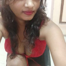 Hot Horny Desi Sex Seeker Teen Sarika In Teen Club