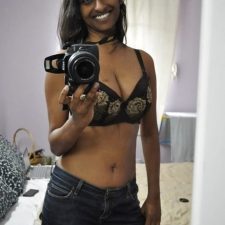 Sexy Tamil Nude Aunty Sex Filmed Inside Bedroom