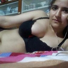 Horny Indian Babe Sex Filmed Inside Bedroom