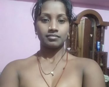 Indian Village Bhabhi Nude Fingering Pussy Sex