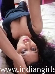 Tamil Sex With Amazing Desi College Girl Riya