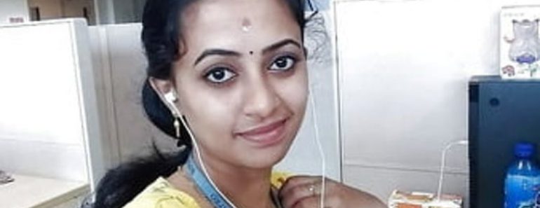 Tamil Aunty Homemade Nude Solo Sex