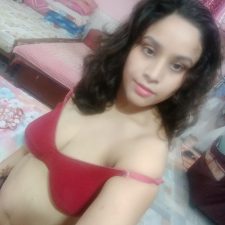 Young Desi Indian Bhabhi Nude Giving Blowjob