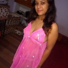 Young Desi Indian Bhabhi Nude Giving Blowjob