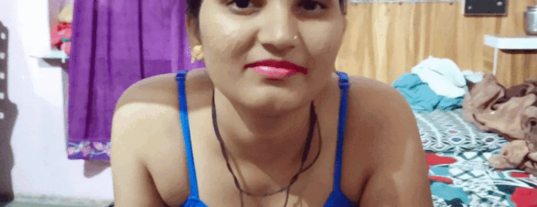 Desi Village Bhabhi Hot Sex Filmed Inside Bedroom