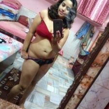 Horny Indian Bhabhi Getting Naked Exposing Big Boobs