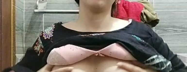 Beautiful Desi College Girl Showing Her Juicy Big Boobs