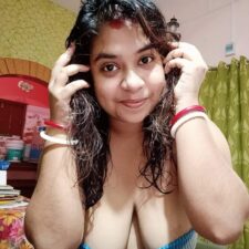 Big Boobs Mature Indian Aunty Recorded Full Naked