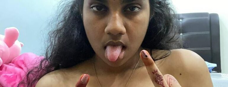 Adorable Tamil College Girl Solo Home Sex