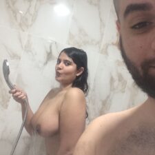 Pakistani Couple Sex Horny Housewife Mehak In Bathroom