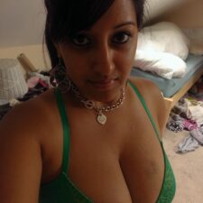 Chubby British Indian Sex Hottie Filmed Naked