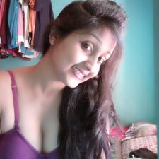 Desi College Girl Nude MMS